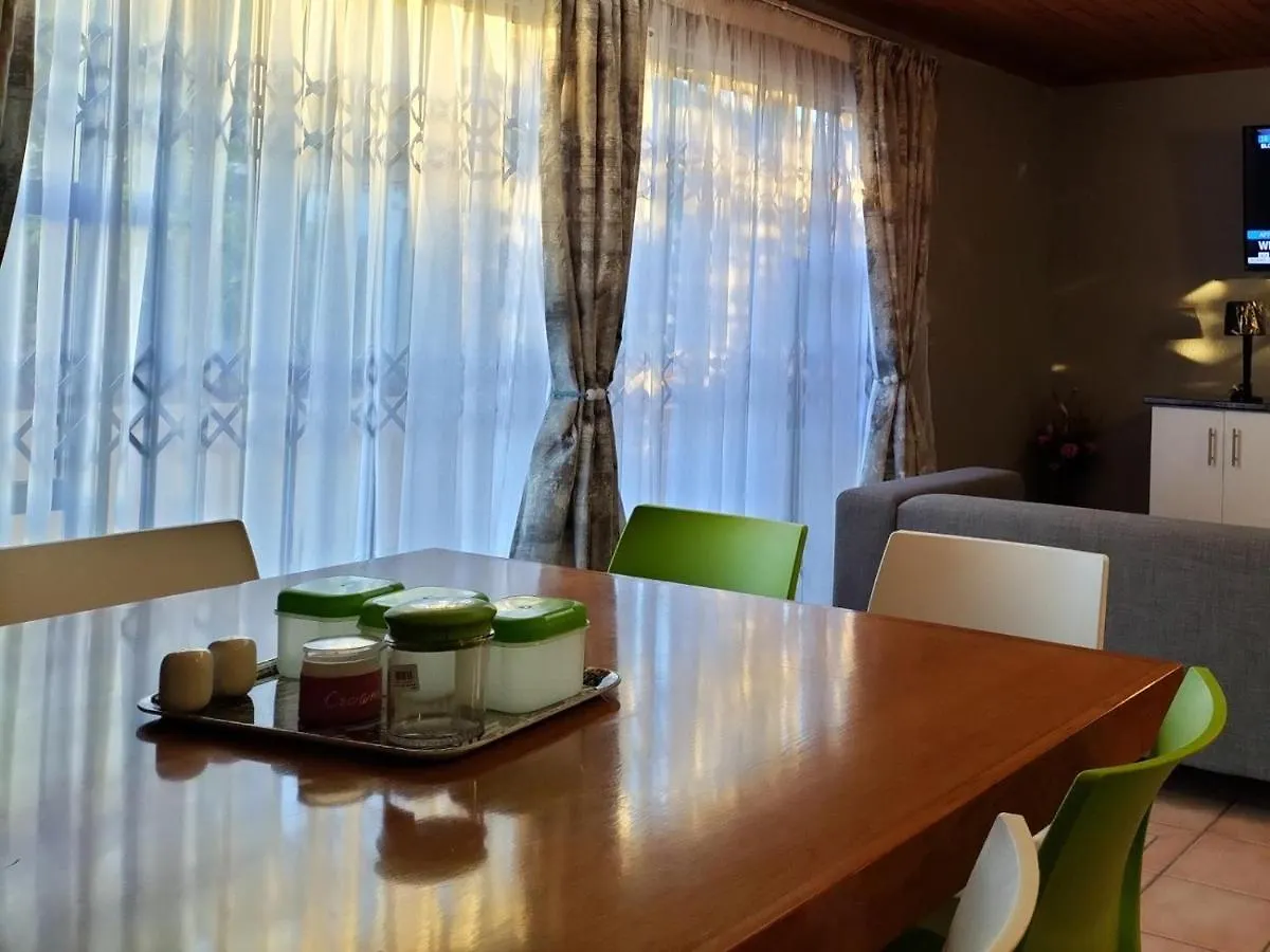 Step-By-Step Self-Catering And B&B Bellville