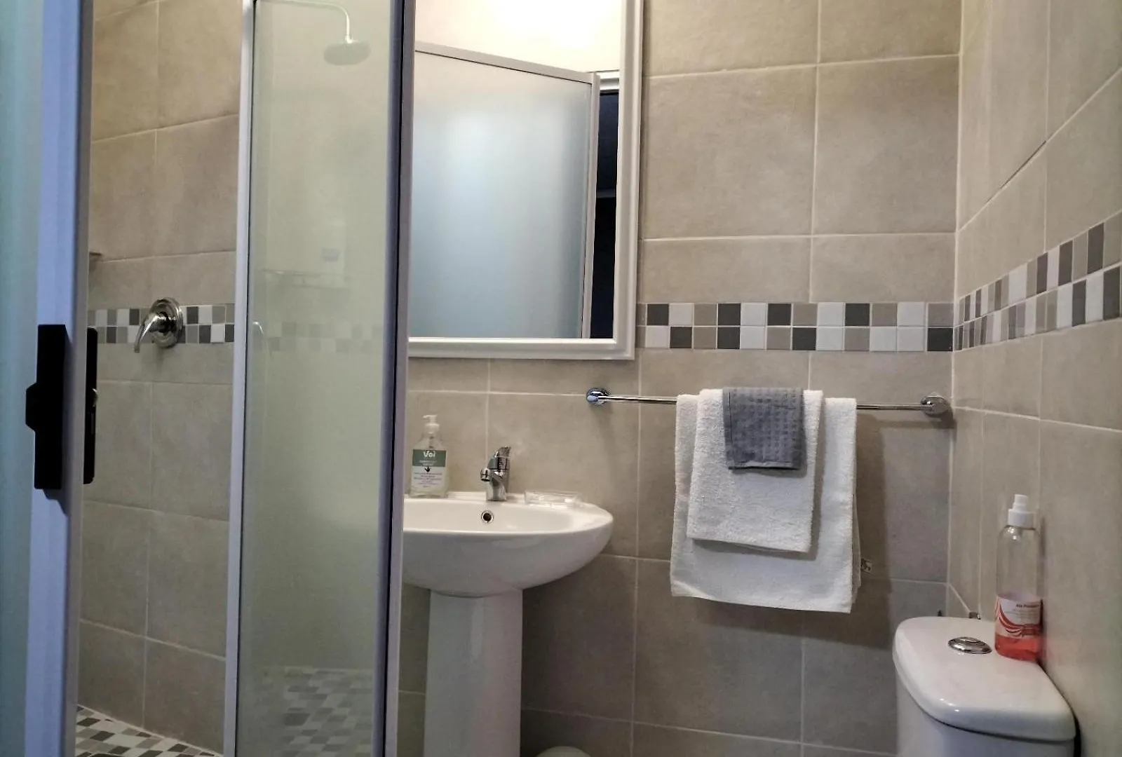 Bed & Breakfast Step-By-Step Self-Catering And B&B Bellville South Africa