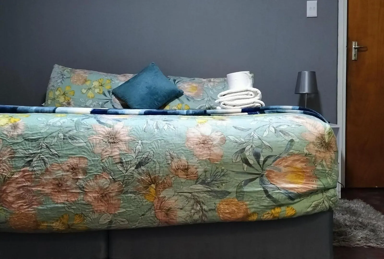 Step-By-Step Self-Catering And B&B ベルビル 0*,  南アフリカ